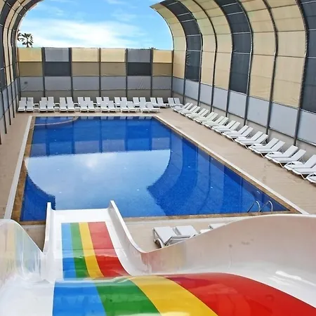 Hotel Grand Akca 4*
