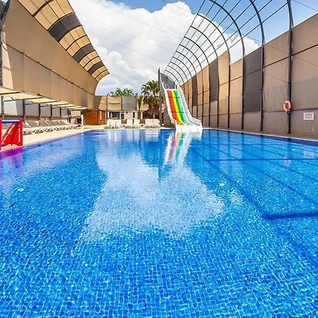 Grand Akca Hotel