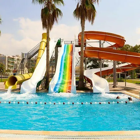 Hotel Grand Akca