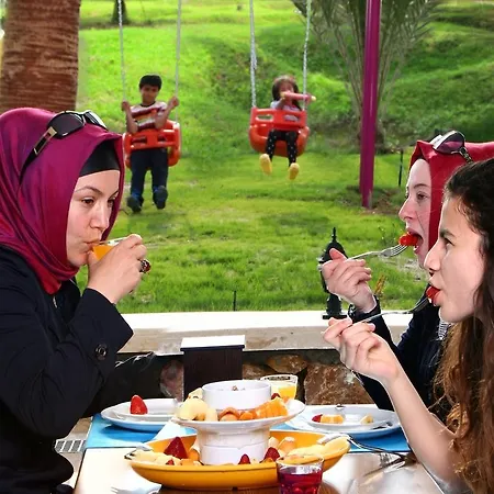 Grand Akca Hotell Gazipaşa