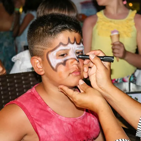 Grand Akca Hotell 4*