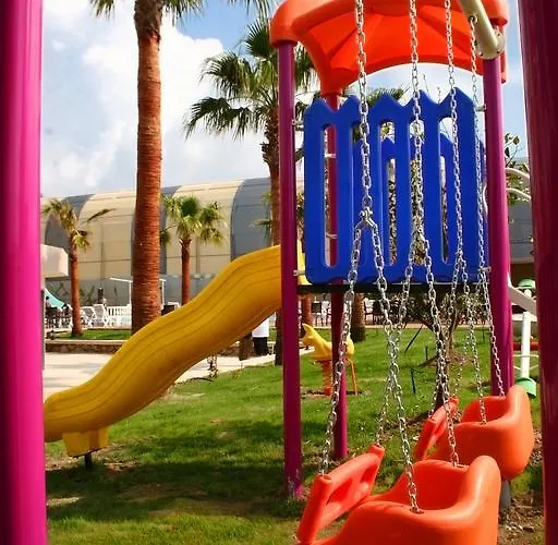 Отель Grand Akca 4*