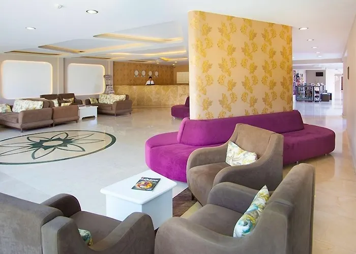 Grand Akca Отель Газипаша