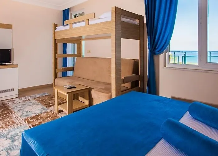 Отель Grand Akca