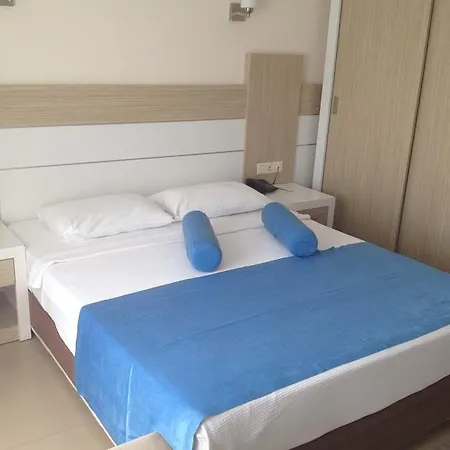 Hotel Grand Akca
